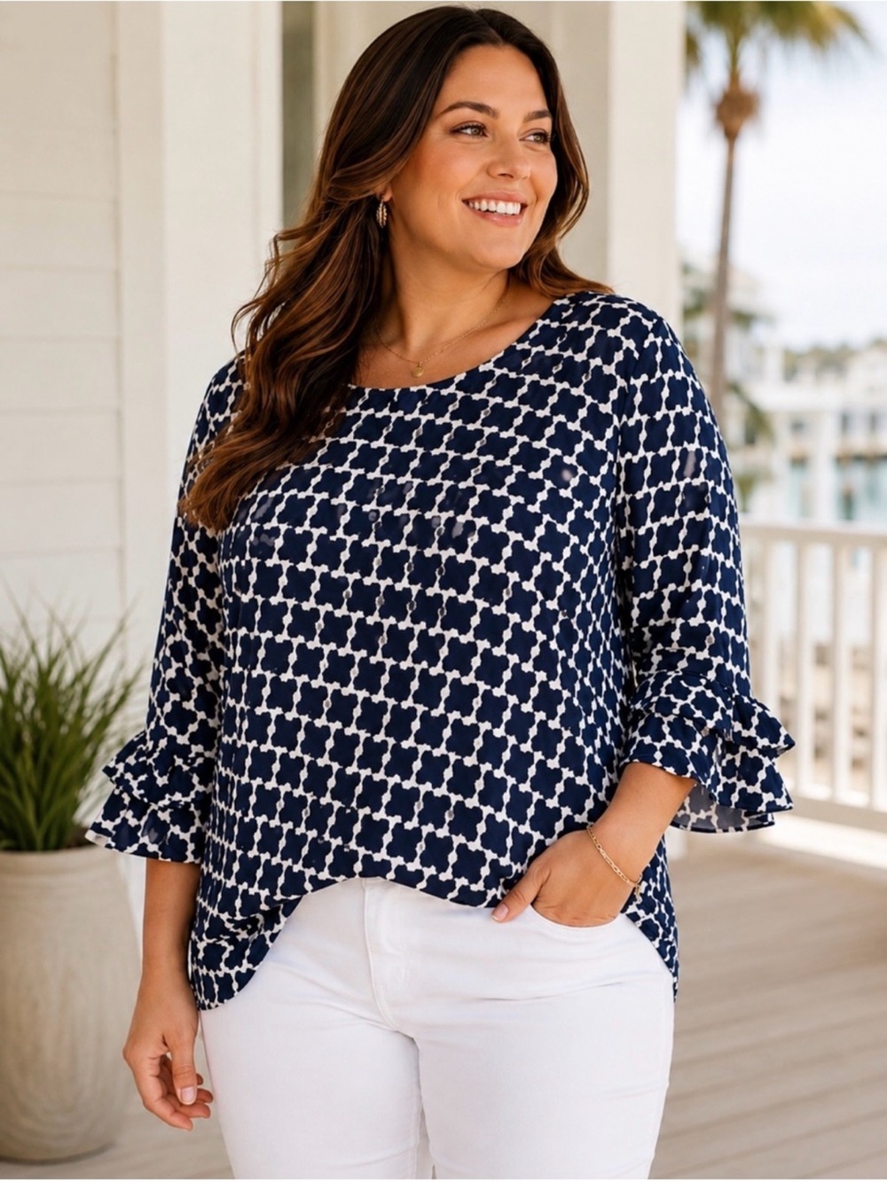 Escapada Navy White Quatrefoil Print 3/4 Ruffle Sleeve Blouse XL